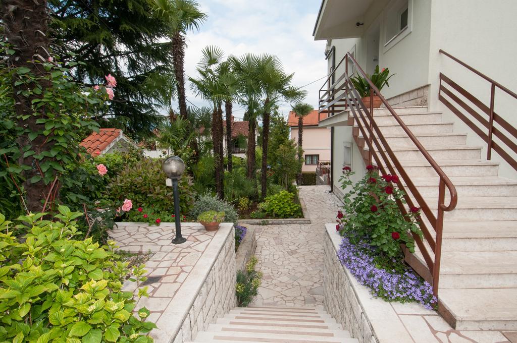 Apartment Meri Ičići Eksteriør bilde